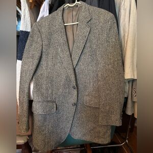 100% pure Scottish wool men’s suitcoat